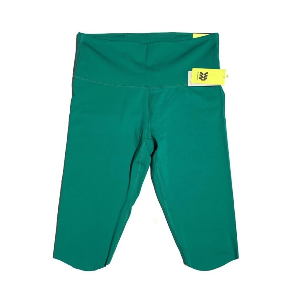 All In Motion Ultra High Rise capri leggings - Picture 2 of 10